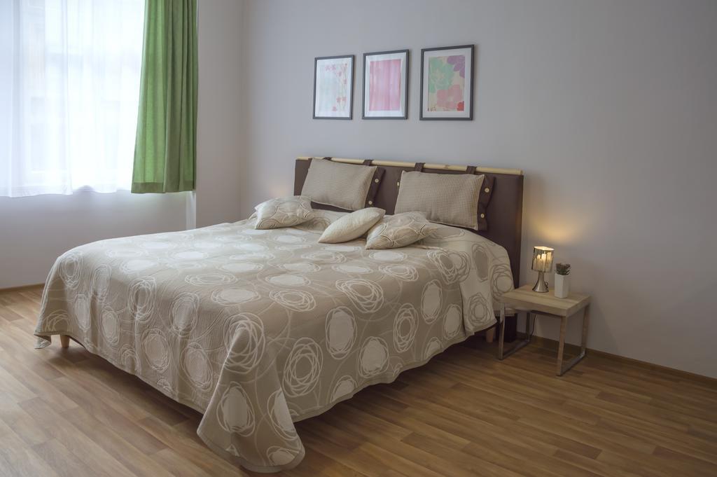 Apartment Krakovska 5 Prague Ngoại thất bức ảnh